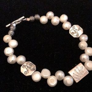 Pearl / Silver beaded Toggle  Bracelet Beautiful Detailed Bracelet